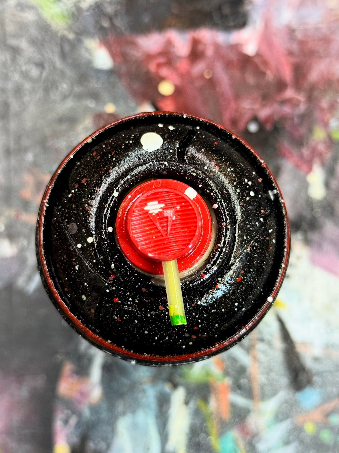 Bombe aérosol Blanche neige rouge