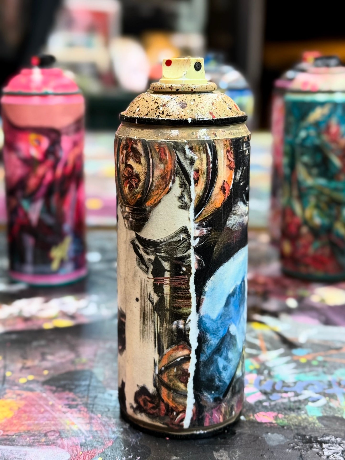 Bombe aérosol Guerrière